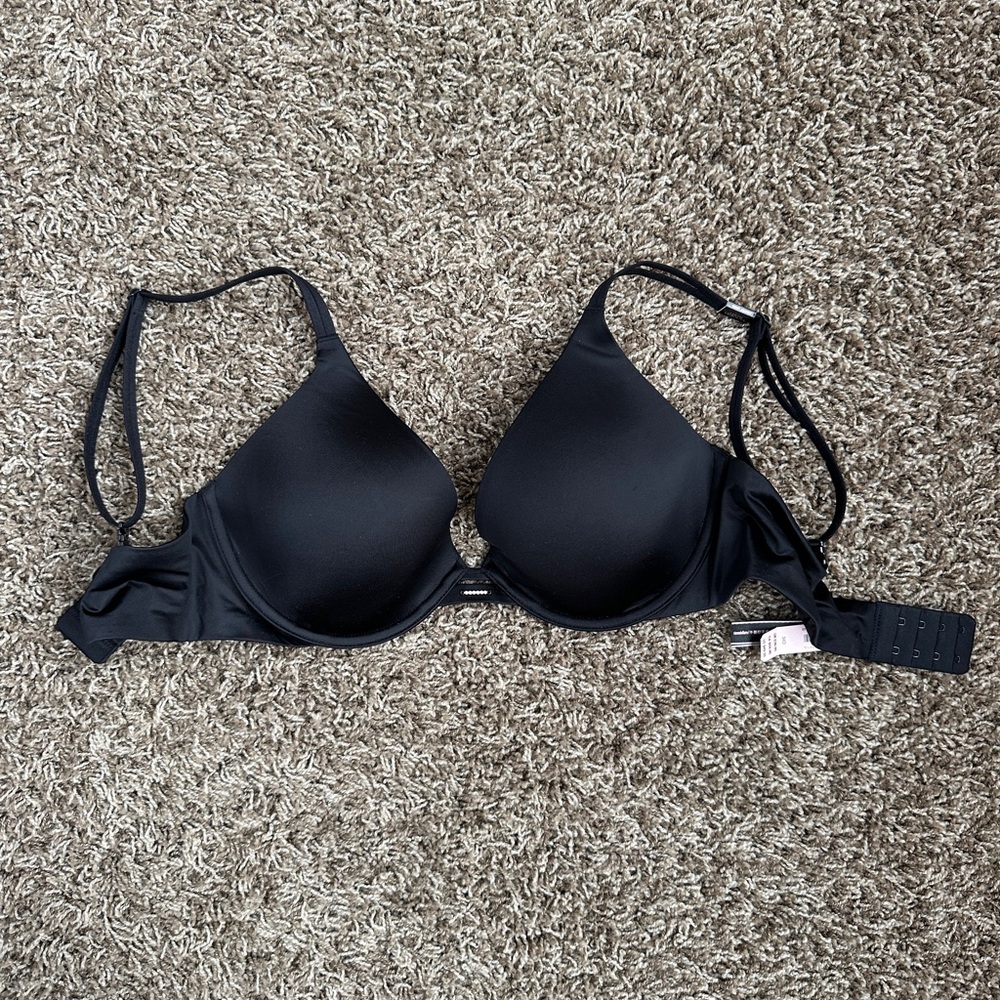 NWT Victoria’s Secret Black Underwire Bra Size 34D